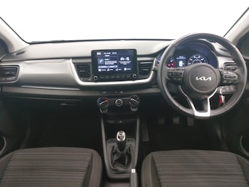 Used Kia Stonic 2023 for sale - 78905815: Photo