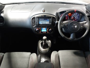 Used Nissan Juke 2015 for sale - 76225847: Photo 2