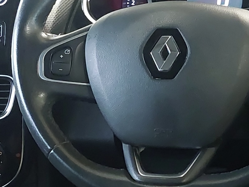 Used Renault Clio 2017 for sale - 76129760: Photo 10