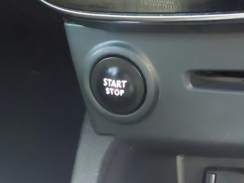 Used Renault Clio 2017 for sale - 76129760: Photo 15