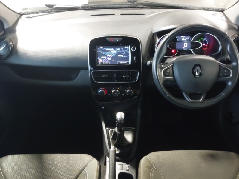 Used Renault Clio 2017 for sale - 76129760: Photo 2