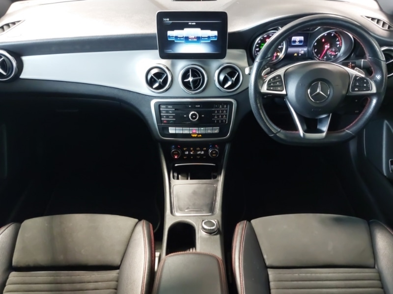 Used Mercedes-Benz GLA 2019 for sale - 76521439: Photo 2