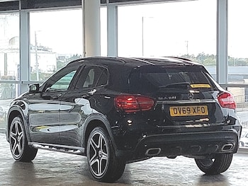 Used Mercedes-Benz GLA 2019 for sale - 76521439: Photo