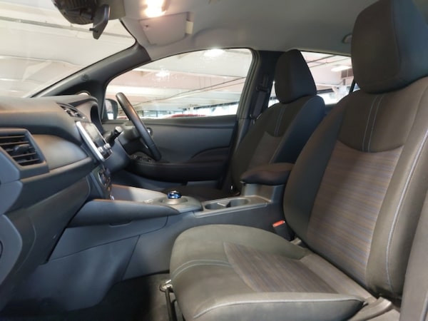 Used Nissan Leaf 2022 for sale - 76244362: Photo 5