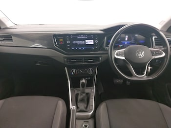 Used Volkswagen Polo 2024 for sale - 78747466: Photo