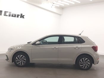 Used Volkswagen Polo 2024 for sale - 78747466: Photo