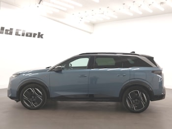 Used Peugeot 5008 2024 for sale - 78653978: Photo