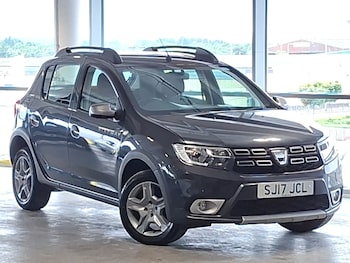 Used Dacia Sandero Stepway 2017 for sale - 78803724: Photo