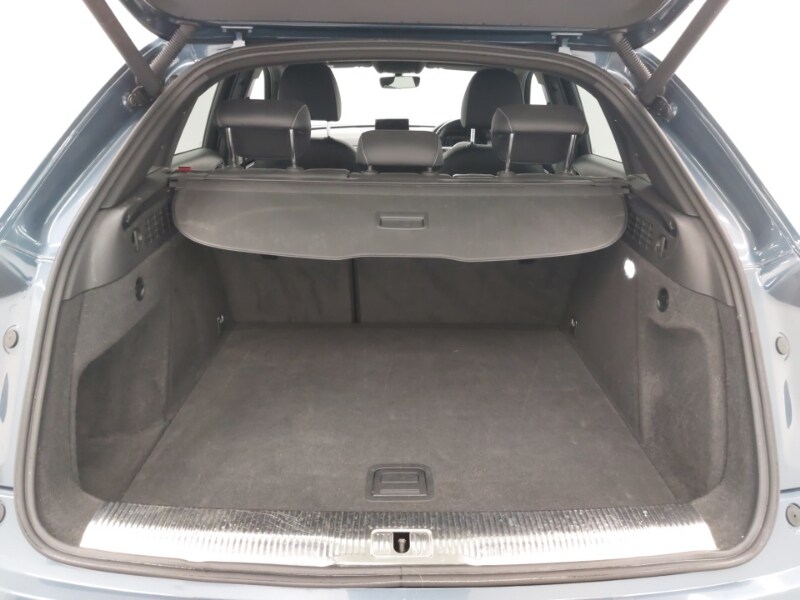 Used Audi Q3 2018 for sale - 78178753: Photo 8