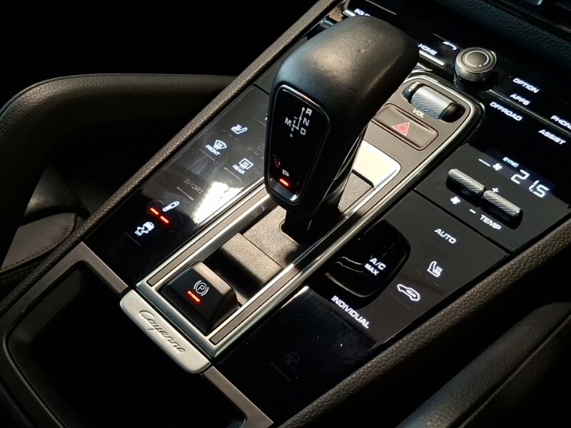 Used Porsche Cayenne 2023 for sale - 78156000: Photo 13