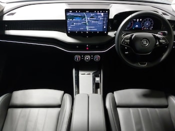 Used Skoda Superb 2024 for sale - 76687770: Photo