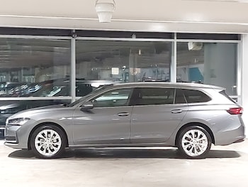 Used Skoda Superb 2024 for sale - 76687770: Photo