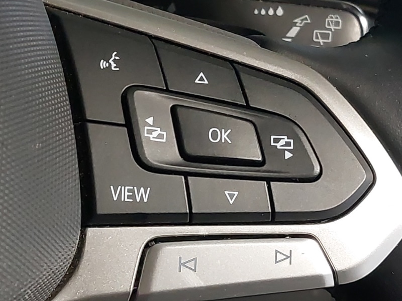 Used Volkswagen T-Roc 2022 for sale - 77338336: Photo 14