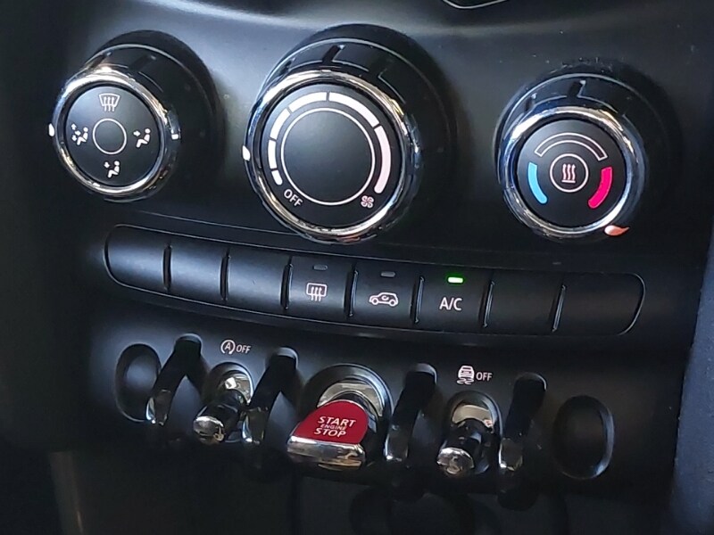 Used MINI Hatch 2018 for sale - 77832468: Photo 13