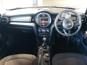 Used MINI Hatch 2018 for sale - 77832468: Photo