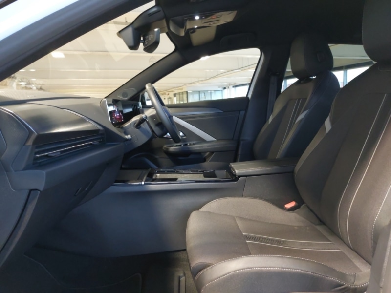 Used Vauxhall Astra 2023 for sale - 76906426: Photo 5