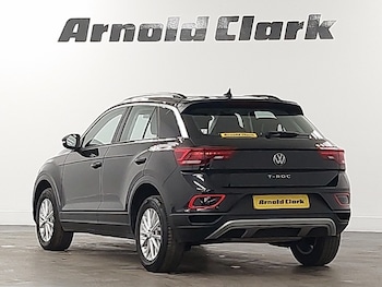 Used Volkswagen T-Roc 2023 for sale - 78369188: Photo