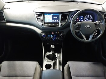 Used Hyundai TUCSON 2018 for sale - 77596298: Photo