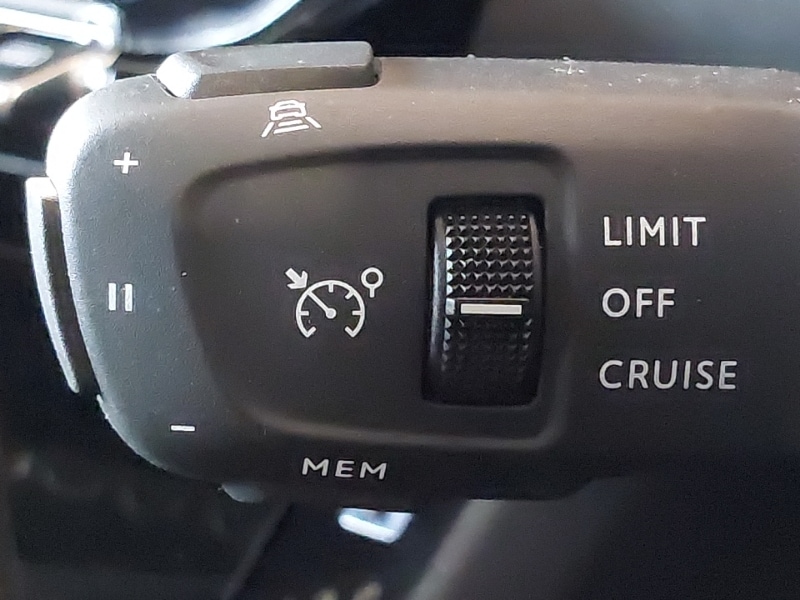 Used Peugeot 2008 2022 for sale - 77126324: Photo 15