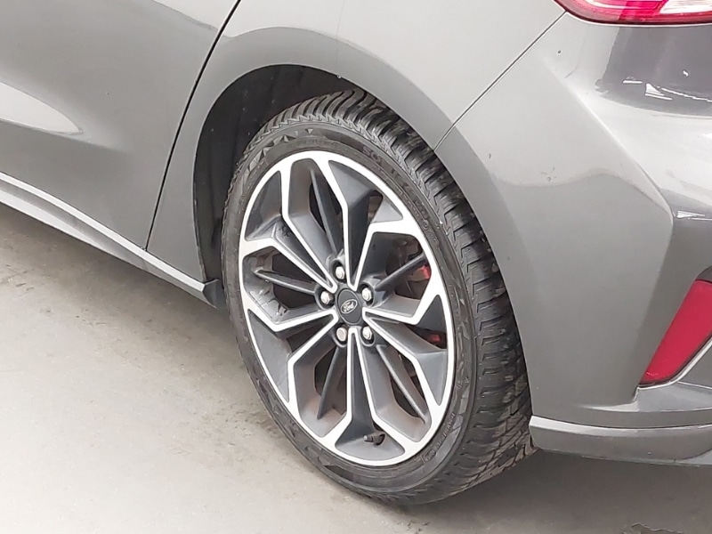 Used Ford Focus 2019 for sale - 76335770: Photo 9