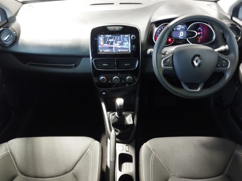 Used Renault Clio 2017 for sale - 76150775: Photo 2