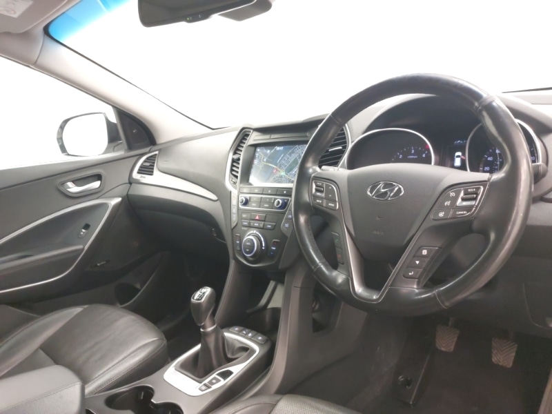 Used Hyundai Santa Fe 2017 for sale - 77385736: Photo 19