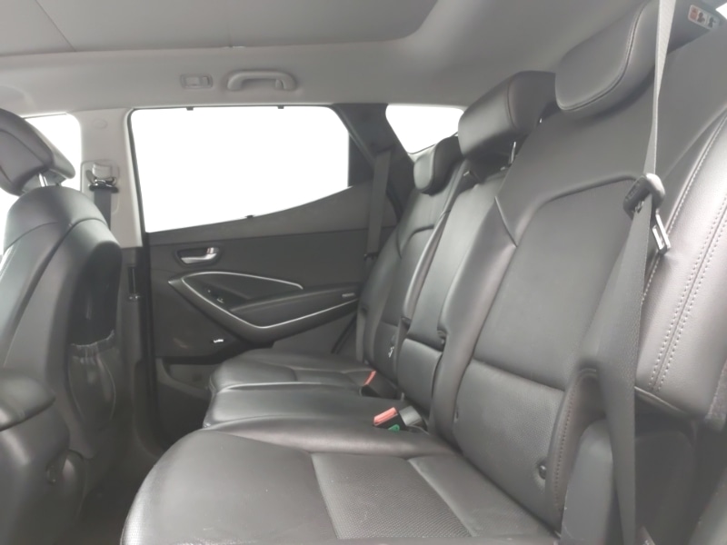Used Hyundai Santa Fe 2017 for sale - 77385736: Photo 6