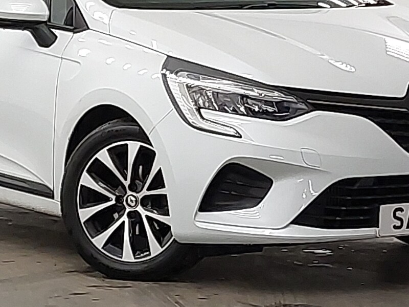 Used Renault Clio 2021 for sale - 77716689: Photo 9