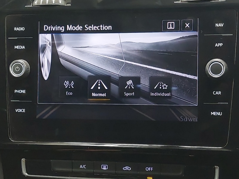 Used Volkswagen Golf 2019 for sale - 77969224: Photo 17