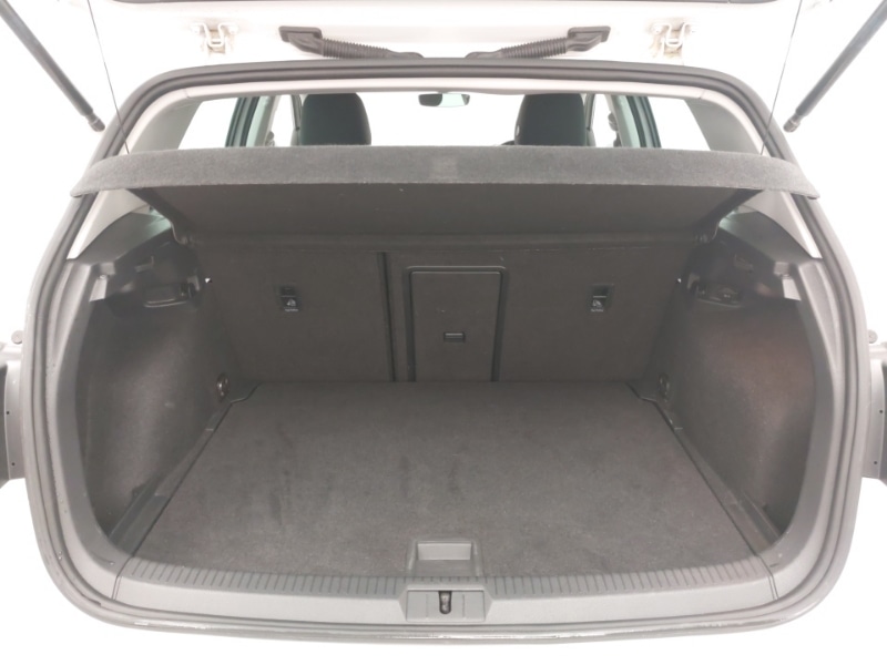 Used Volkswagen Golf 2019 for sale - 77969224: Photo 8