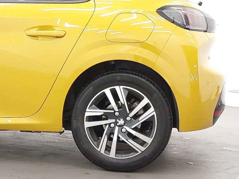 Used Peugeot 208 2021 for sale - 77289895: Photo 12