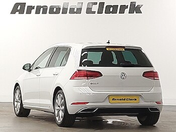 Used Volkswagen Golf 2019 for sale - 77767333: Photo