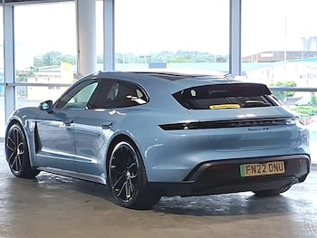 Used Porsche Taycan 2022 for sale - 79591921: Photo