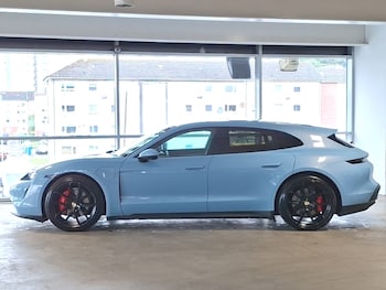 Used Porsche Taycan 2022 for sale - 79591921: Photo