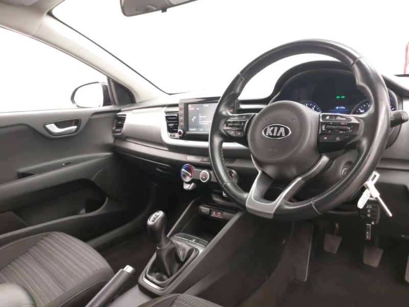 Used Kia Stonic 2018 for sale - 76779634: Photo 19