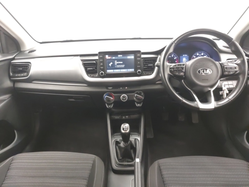 Used Kia Stonic 2018 for sale - 76779634: Photo 2