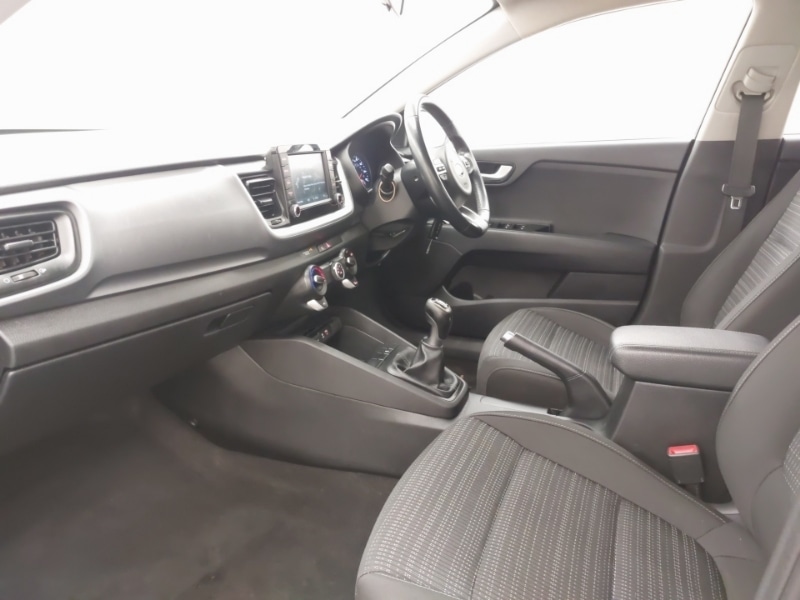 Used Kia Stonic 2018 for sale - 76779634: Photo 5