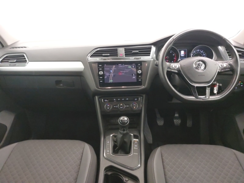 Used Volkswagen Tiguan 2018 for sale - 78126443: Photo 2