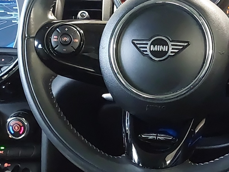 Used MINI Hatch 2019 for sale - 76618986: Photo 10