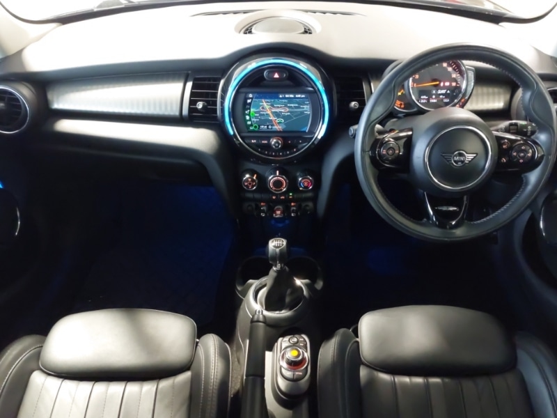 Used MINI Hatch 2019 for sale - 76618986: Photo 2