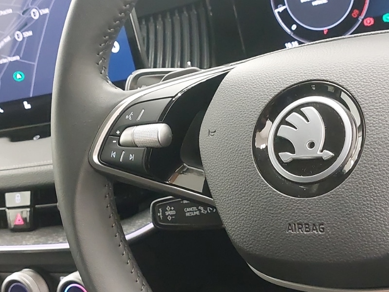 Used Skoda Superb 2024 for sale - 76116218: Photo 11