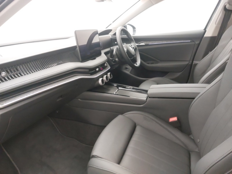 Used Skoda Superb 2024 for sale - 76116218: Photo 5