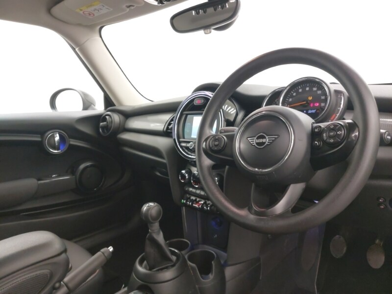 Used MINI Hatch 2019 for sale - 77956638: Photo 16