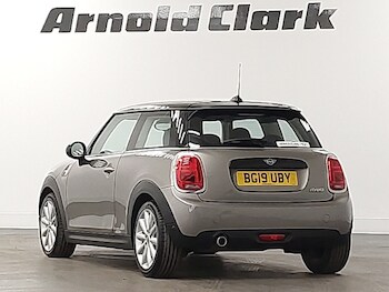 Used MINI Hatch 2019 for sale - 77956638: Photo