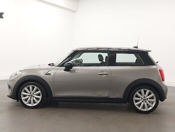 Used MINI Hatch 2019 for sale - 77956638: Photo