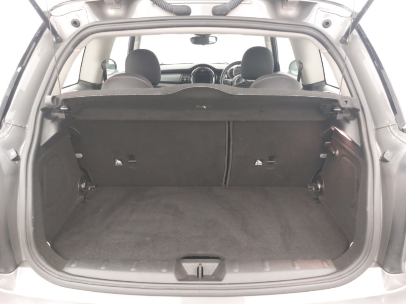 Used MINI Hatch 2019 for sale - 77956638: Photo 8