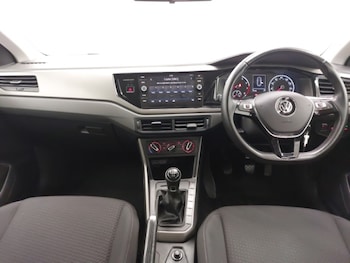 Used Volkswagen Polo 2018 for sale - 76959109: Photo