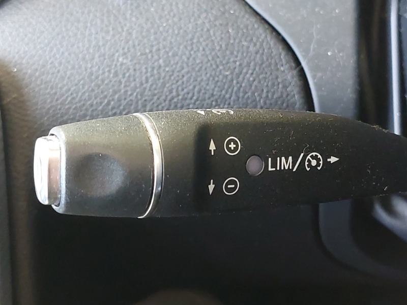 Used Mercedes-Benz SLC 2017 for sale - 76414331: Photo 17