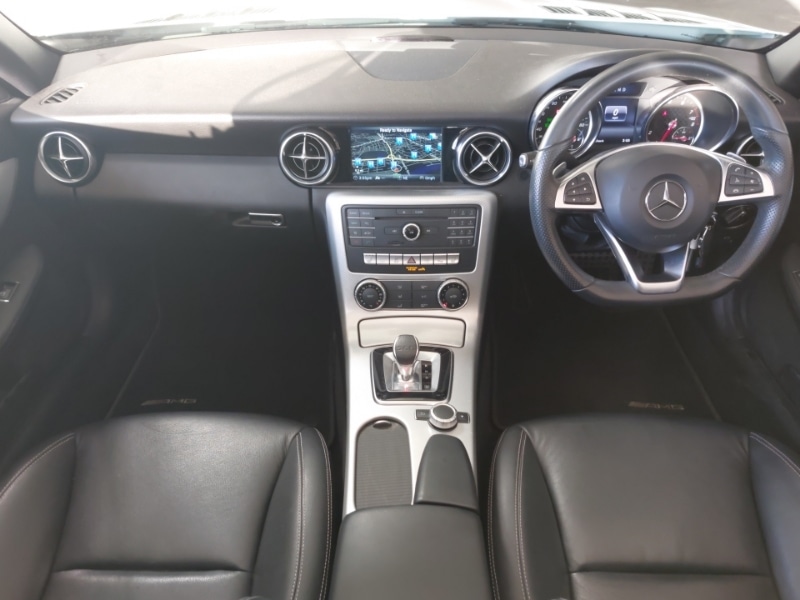 Used Mercedes-Benz SLC 2017 for sale - 76414331: Photo 2