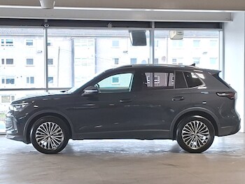 Used Volkswagen Tiguan 2025 for sale - 78460518: Photo